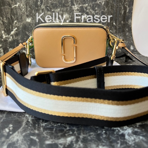 Marc Jacobs The Mixed Media Snapshot Crossbody Bag - Picture 8 of 10